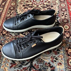 Eccos Soft 7 Leather Sneakers